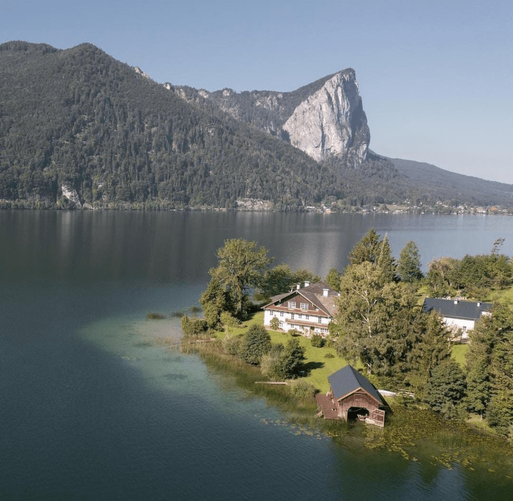 Mondsee A Peaceful Lake in the Austrian Alps