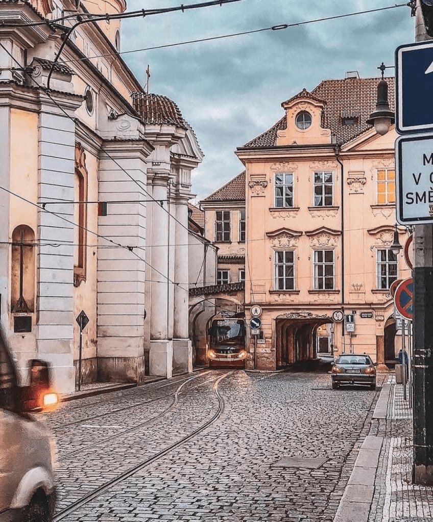 Linz to Prague via Cesky Krumlov Enchanting Pathway